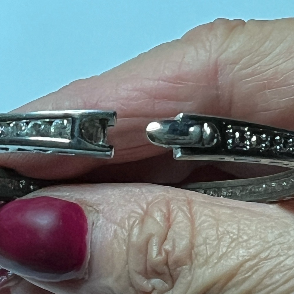 Camrose and Kross JBK Silver Rhinestone Hinged Bangle Bracelet - Picture 12 of 14